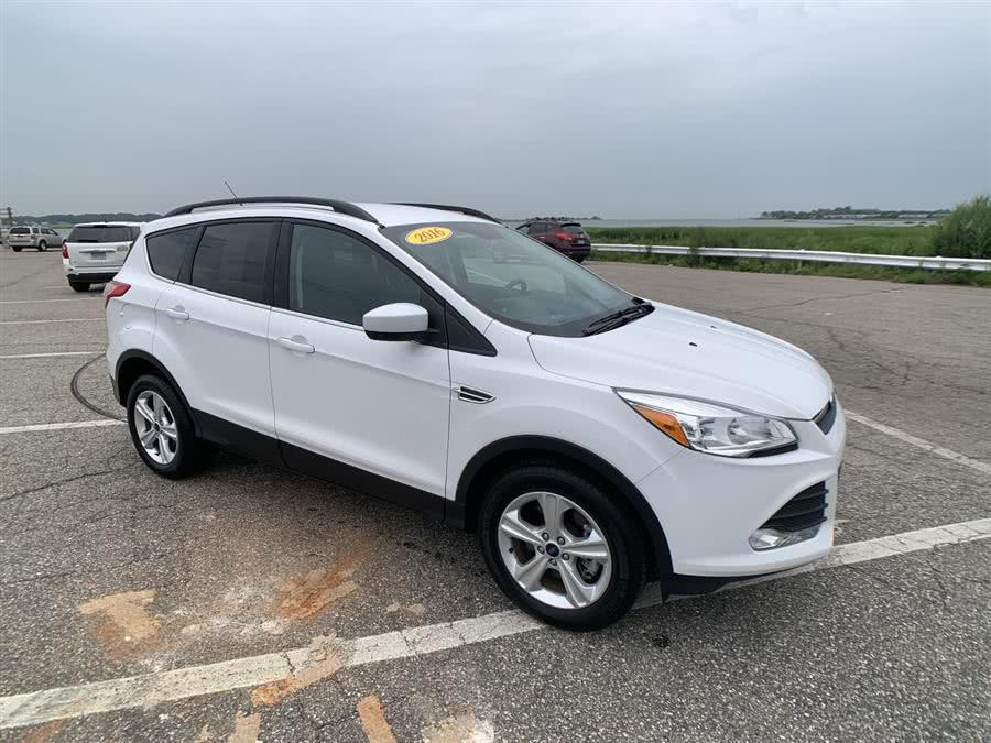 2016 Ford Escape 4WD 4dr SE, available for sale in Stratford, Connecticut | Wiz Leasing Inc. Stratford, Connecticut