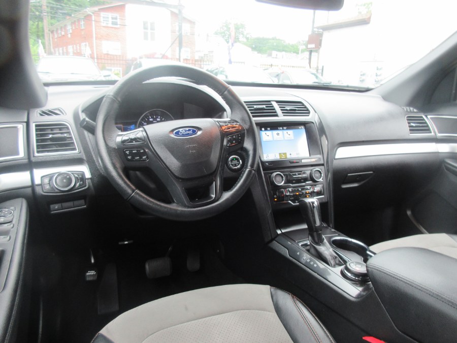 2017 Ford Explorer XLT 4WD, available for sale in Linden, New Jersey | Route 27 Auto Mall. Linden, New Jersey 2017 Ford Explorer XLT 4WD, available for sale in Linden, New Jersey | Route 27 Auto Mall. Linden, New Jersey