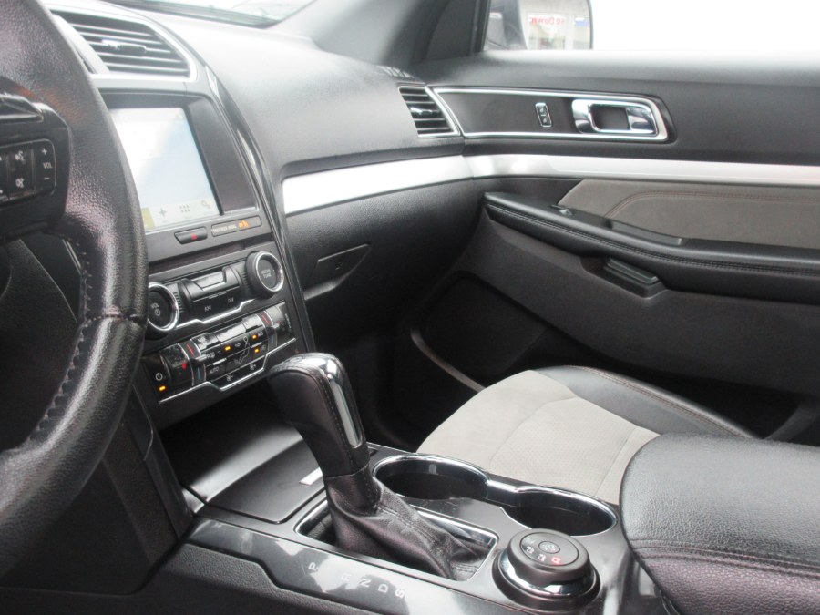 2017 Ford Explorer XLT 4WD, available for sale in Linden, New Jersey | Route 27 Auto Mall. Linden, New Jersey 2017 Ford Explorer XLT 4WD, available for sale in Linden, New Jersey | Route 27 Auto Mall. Linden, New Jersey