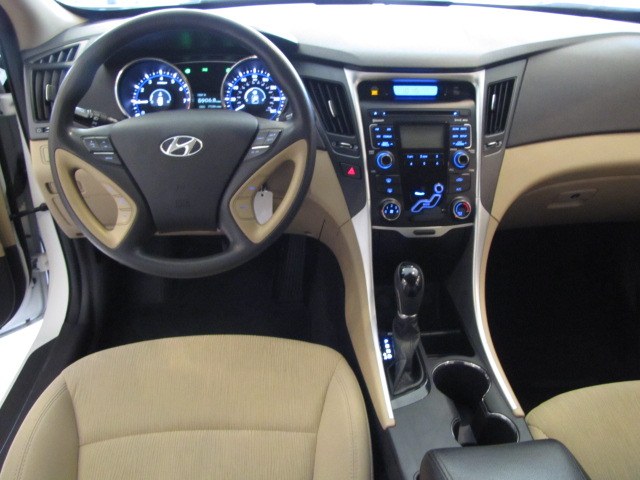 2011 Hyundai Sonata 4dr Sdn 2.4L Auto GLS, available for sale in Placentia, California | Auto Network Group Inc. Placentia, California 2011 Hyundai Sonata 4dr Sdn 2.4L Auto GLS, available for sale in Placentia, California | Auto Network Group Inc. Placentia, California