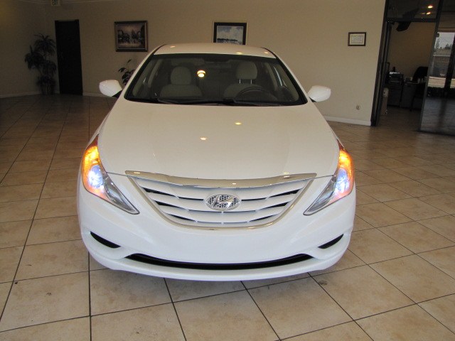 2011 Hyundai Sonata 4dr Sdn 2.4L Auto GLS, available for sale in Placentia, California | Auto Network Group Inc. Placentia, California 2011 Hyundai Sonata 4dr Sdn 2.4L Auto GLS, available for sale in Placentia, California | Auto Network Group Inc. Placentia, California