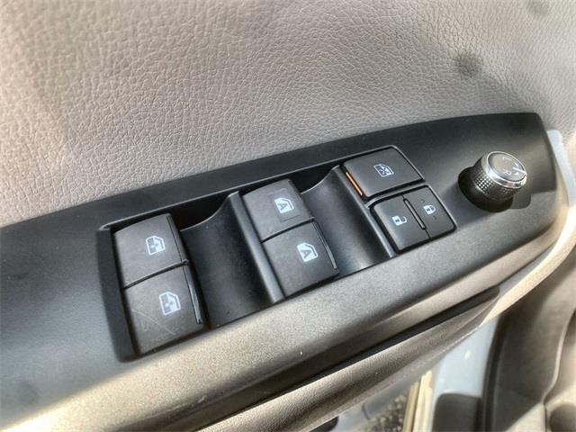 Used Toyota Highlander XLE 2017 | Prestige Auto Cars LLC. New Britain, Connecticut Used Toyota Highlander XLE 2017 | Prestige Auto Cars LLC. New Britain, Connecticut