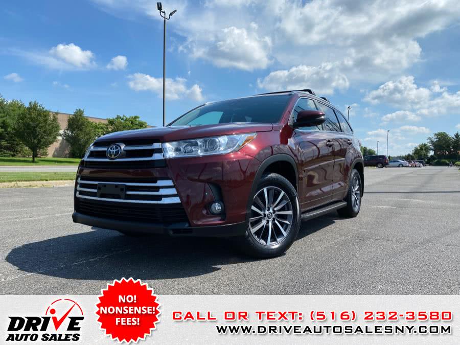2017 Toyota Highlander XLE V6 AWD (Natl), available for sale in Bayshore, New York | Drive Auto Sales. Bayshore, New York