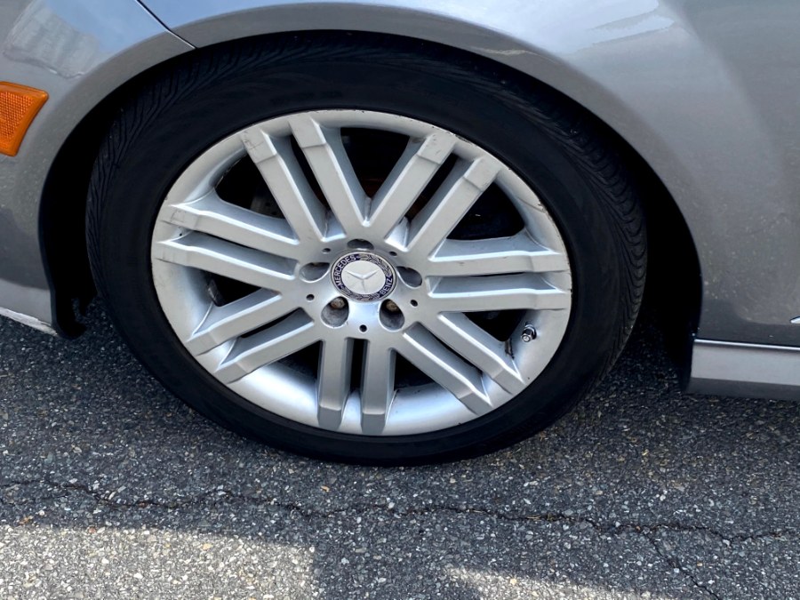 2009 Mercedes-Benz C-Class 4dr Sdn 3.0L Sport 4MATIC, available for sale in Revere, Massachusetts | Wonderland Auto. Revere, Massachusetts 2009 Mercedes-Benz C-Class 4dr Sdn 3.0L Sport 4MATIC, available for sale in Revere, Massachusetts | Wonderland Auto. Revere, Massachusetts
