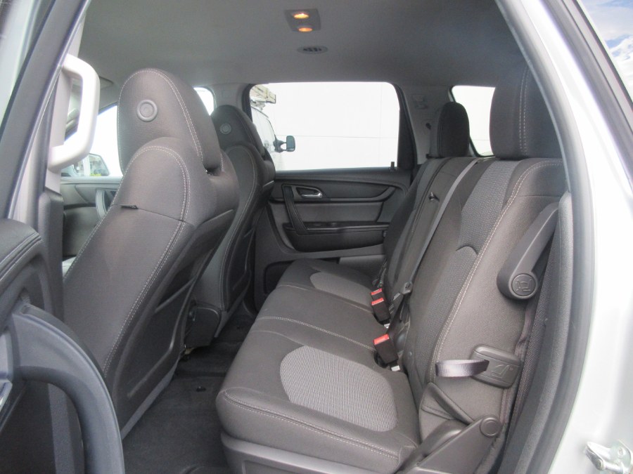 2017 Chevrolet Traverse AWD 4dr LT w/1LT, available for sale in Linden, New Jersey | Route 27 Auto Mall. Linden, New Jersey 2017 Chevrolet Traverse AWD 4dr LT w/1LT, available for sale in Linden, New Jersey | Route 27 Auto Mall. Linden, New Jersey