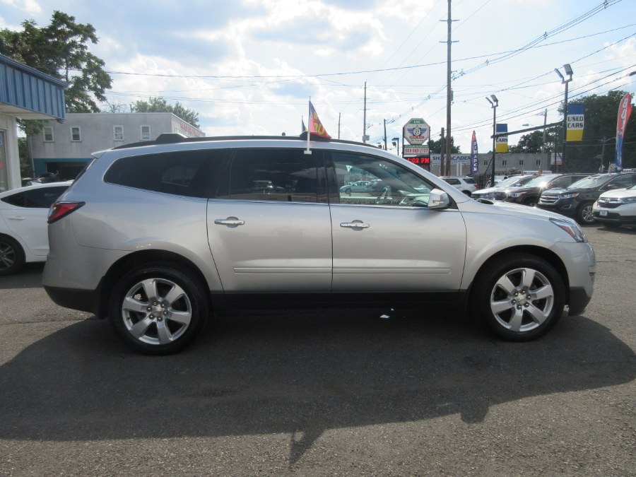 2017 Chevrolet Traverse AWD 4dr LT w/1LT, available for sale in Linden, New Jersey | Route 27 Auto Mall. Linden, New Jersey 2017 Chevrolet Traverse AWD 4dr LT w/1LT, available for sale in Linden, New Jersey | Route 27 Auto Mall. Linden, New Jersey