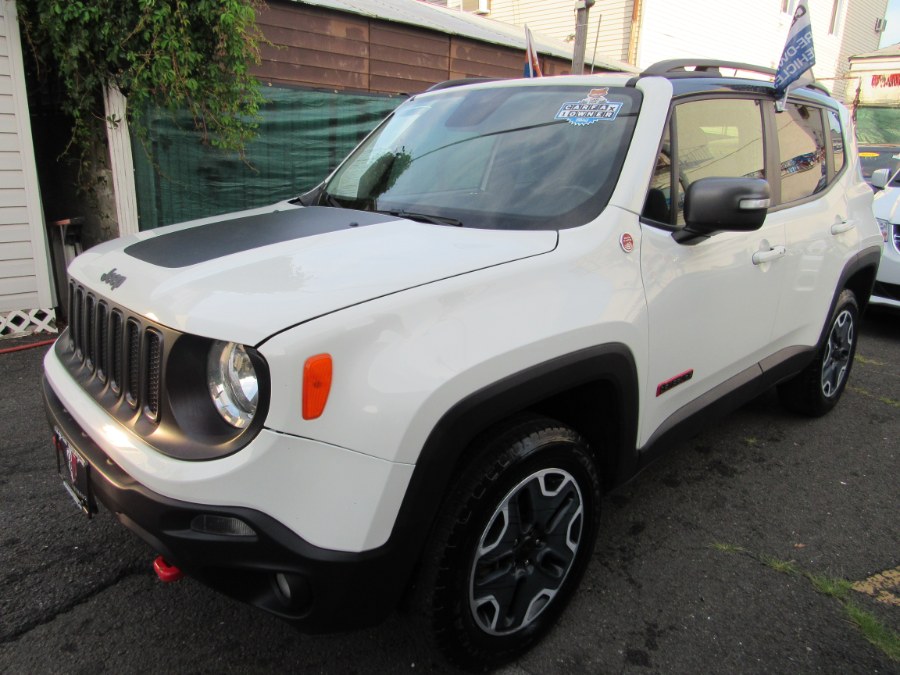 2017 Jeep Renegade Trailhawk 4x4, available for sale in Middle Village, New York | Road Masters II INC. Middle Village, New York 2017 Jeep Renegade Trailhawk 4x4, available for sale in Middle Village, New York | Road Masters II INC. Middle Village, New York