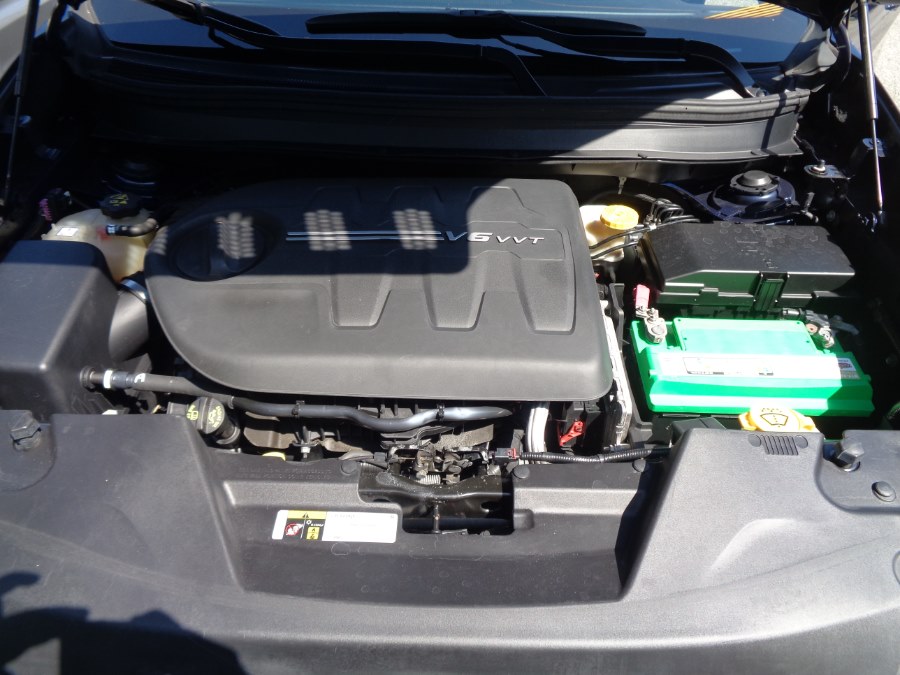 2015 Jeep Cherokee 4WD 4dr Limited, available for sale in Valley Stream, New York | NY Auto Traders. Valley Stream, New York 2015 Jeep Cherokee 4WD 4dr Limited, available for sale in Valley Stream, New York | NY Auto Traders. Valley Stream, New York