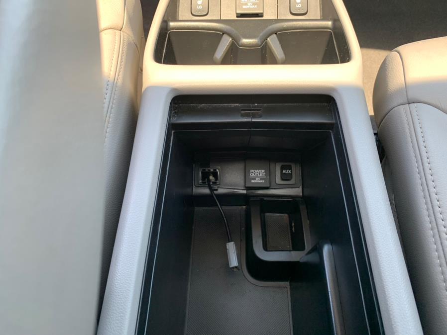 2014 Honda CR-V AWD 5dr EX-L w/Navi, available for sale in Brooklyn, New York | Worlds Best Auto Inc. Brooklyn, New York 2014 Honda CR-V AWD 5dr EX-L w/Navi, available for sale in Brooklyn, New York | Worlds Best Auto Inc. Brooklyn, New York