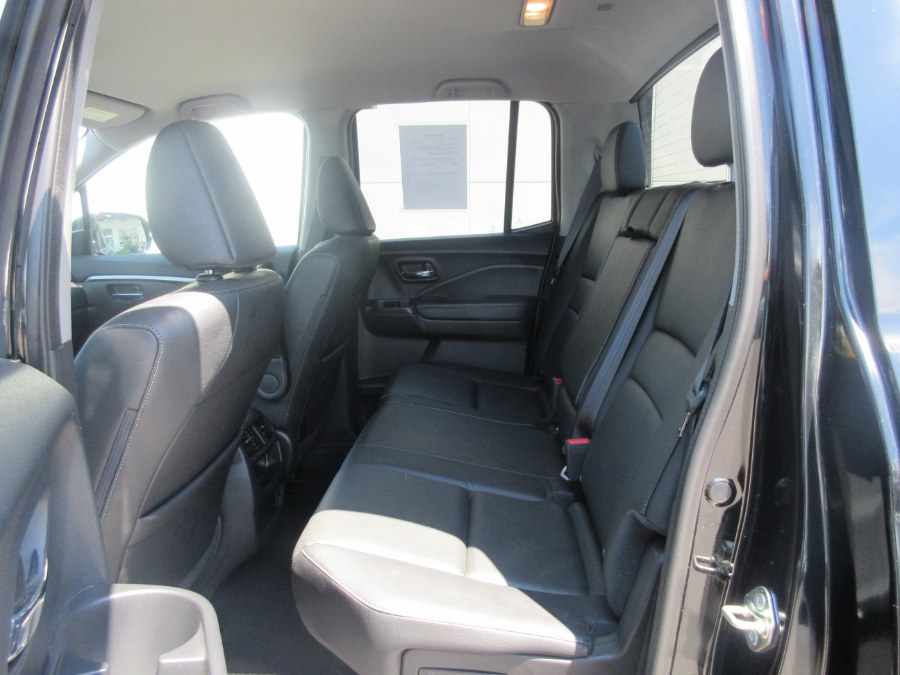 2017 Honda Ridgeline RTL-T 4x4 Crew Cab 5.3'' Bed, available for sale in Linden, New Jersey | Route 27 Auto Mall. Linden, New Jersey 2017 Honda Ridgeline RTL-T 4x4 Crew Cab 5.3'' Bed, available for sale in Linden, New Jersey | Route 27 Auto Mall. Linden, New Jersey