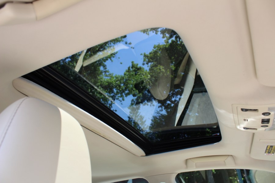 2013 Lexus ES 350 4dr Sdn, available for sale in Great Neck, New York | Great Neck Car Buyers & Sellers. Great Neck, New York 2013 Lexus ES 350 4dr Sdn, available for sale in Great Neck, New York | Great Neck Car Buyers & Sellers. Great Neck, New York