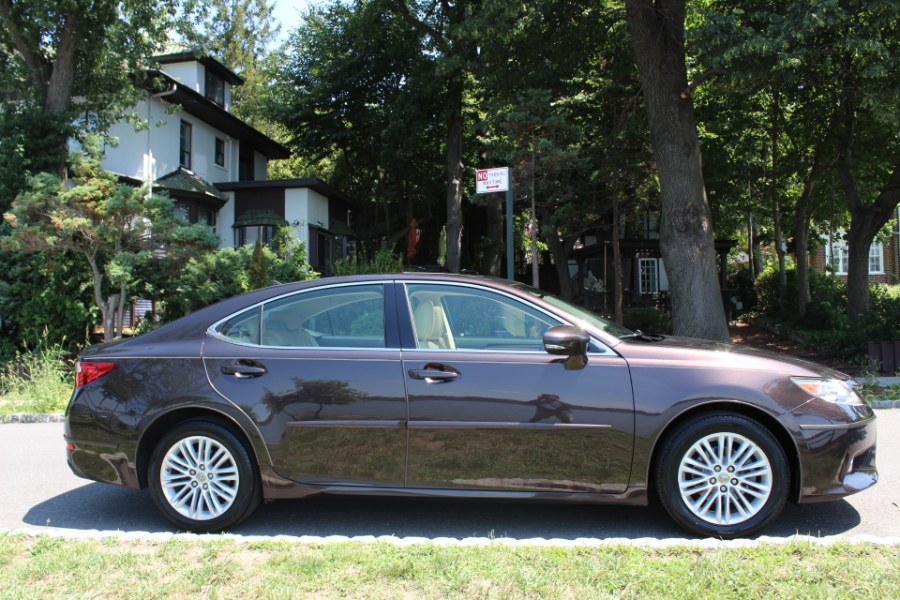 2013 Lexus ES 350 4dr Sdn, available for sale in Great Neck, New York | Great Neck Car Buyers & Sellers. Great Neck, New York 2013 Lexus ES 350 4dr Sdn, available for sale in Great Neck, New York | Great Neck Car Buyers & Sellers. Great Neck, New York