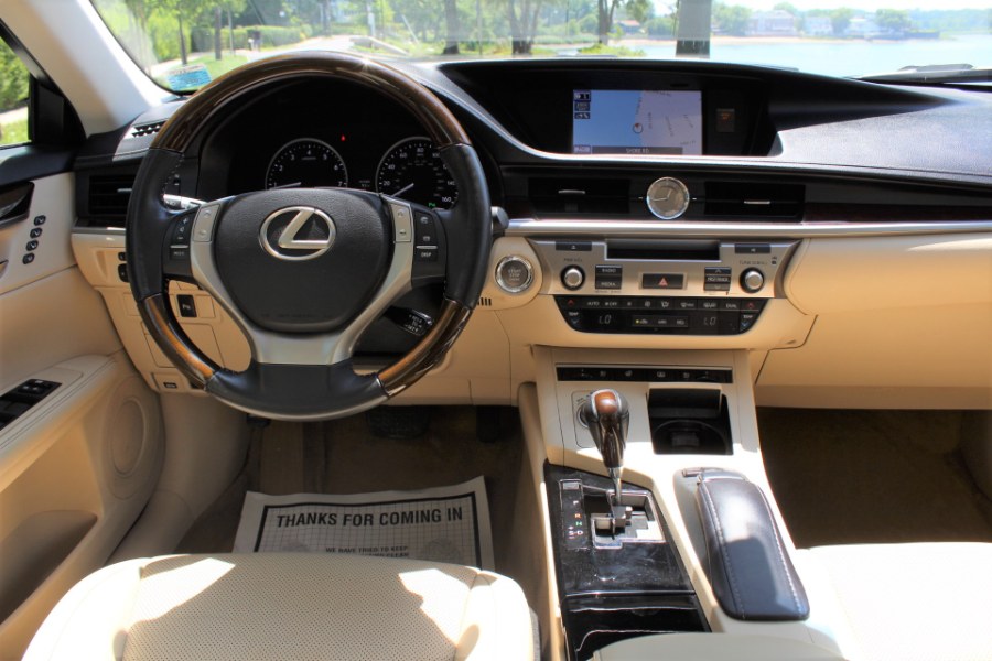 2013 Lexus ES 350 4dr Sdn, available for sale in Great Neck, New York | Great Neck Car Buyers & Sellers. Great Neck, New York 2013 Lexus ES 350 4dr Sdn, available for sale in Great Neck, New York | Great Neck Car Buyers & Sellers. Great Neck, New York