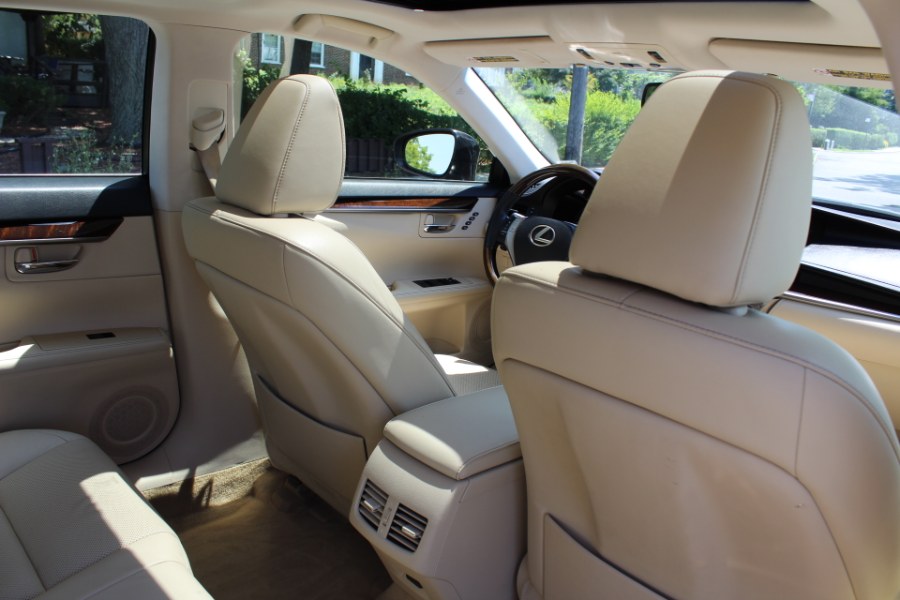 2013 Lexus ES 350 4dr Sdn, available for sale in Great Neck, New York | Great Neck Car Buyers & Sellers. Great Neck, New York 2013 Lexus ES 350 4dr Sdn, available for sale in Great Neck, New York | Great Neck Car Buyers & Sellers. Great Neck, New York