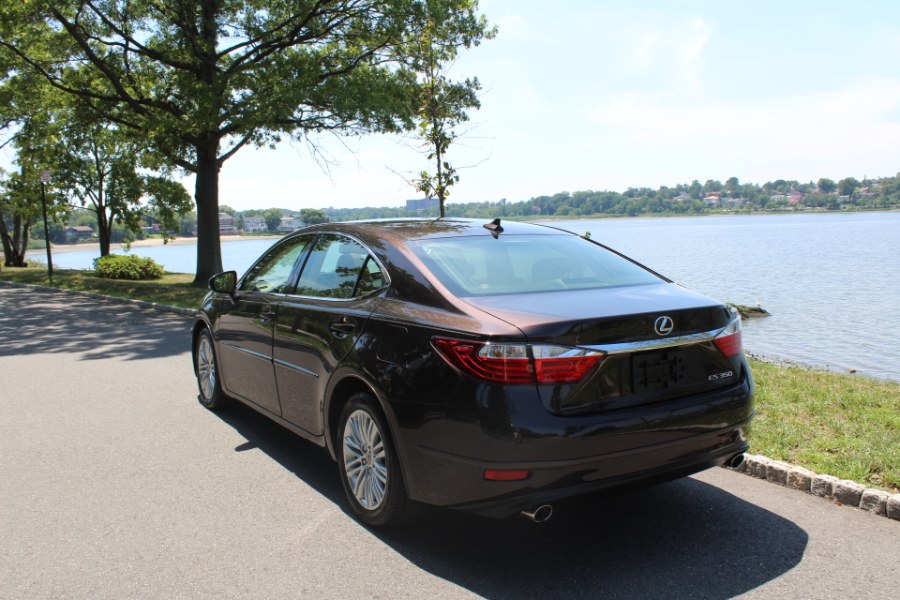 2013 Lexus ES 350 4dr Sdn, available for sale in Great Neck, New York | Great Neck Car Buyers & Sellers. Great Neck, New York 2013 Lexus ES 350 4dr Sdn, available for sale in Great Neck, New York | Great Neck Car Buyers & Sellers. Great Neck, New York