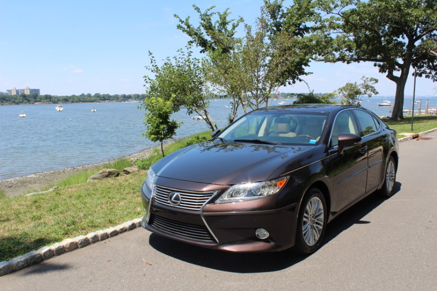2013 Lexus ES 350 4dr Sdn, available for sale in Great Neck, New York | Great Neck Car Buyers & Sellers. Great Neck, New York 2013 Lexus ES 350 4dr Sdn, available for sale in Great Neck, New York | Great Neck Car Buyers & Sellers. Great Neck, New York