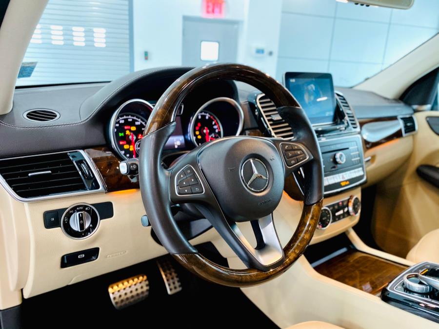 Used Mercedes-Benz GLE GLE 400 4MATIC SUV 2017 | Luxury Motor Club. Franklin Square, New York Used Mercedes-Benz GLE GLE 400 4MATIC SUV 2017 | Luxury Motor Club. Franklin Square, New York