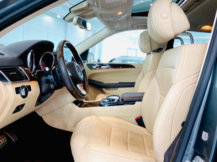 Used Mercedes-Benz GLE GLE 400 4MATIC SUV 2017 | Luxury Motor Club. Franklin Square, New York Used Mercedes-Benz GLE GLE 400 4MATIC SUV 2017 | Luxury Motor Club. Franklin Square, New York