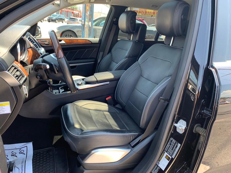 2013 Mercedes-Benz GL-Class 4MATIC 4dr GL 550, available for sale in Brooklyn, New York | Worlds Best Auto Inc. Brooklyn, New York 2013 Mercedes-Benz GL-Class 4MATIC 4dr GL 550, available for sale in Brooklyn, New York | Worlds Best Auto Inc. Brooklyn, New York