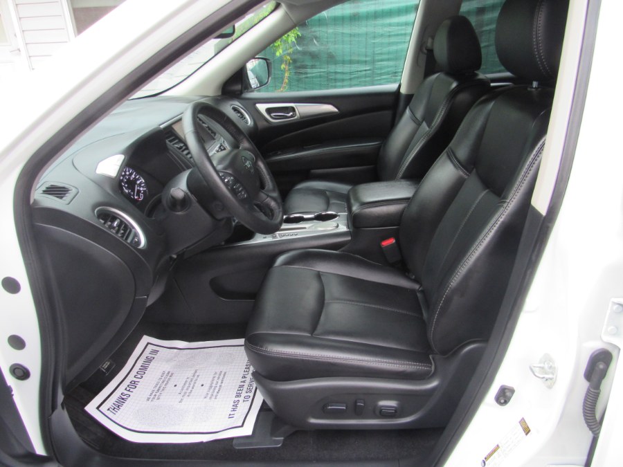 2019 Nissan Pathfinder SL NAVI, available for sale in Middle Village, New York | Road Masters II INC. Middle Village, New York 2019 Nissan Pathfinder SL NAVI, available for sale in Middle Village, New York | Road Masters II INC. Middle Village, New York