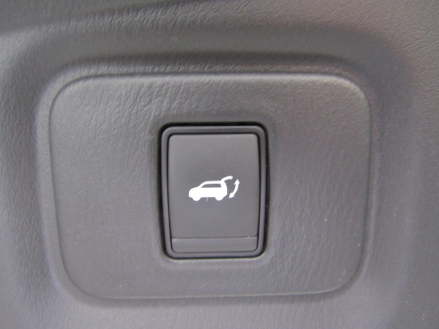 2019 Nissan Pathfinder SL NAVI, available for sale in Middle Village, New York | Road Masters II INC. Middle Village, New York 2019 Nissan Pathfinder SL NAVI, available for sale in Middle Village, New York | Road Masters II INC. Middle Village, New York