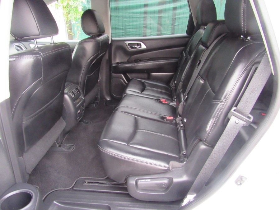 2019 Nissan Pathfinder SL NAVI, available for sale in Middle Village, New York | Road Masters II INC. Middle Village, New York 2019 Nissan Pathfinder SL NAVI, available for sale in Middle Village, New York | Road Masters II INC. Middle Village, New York