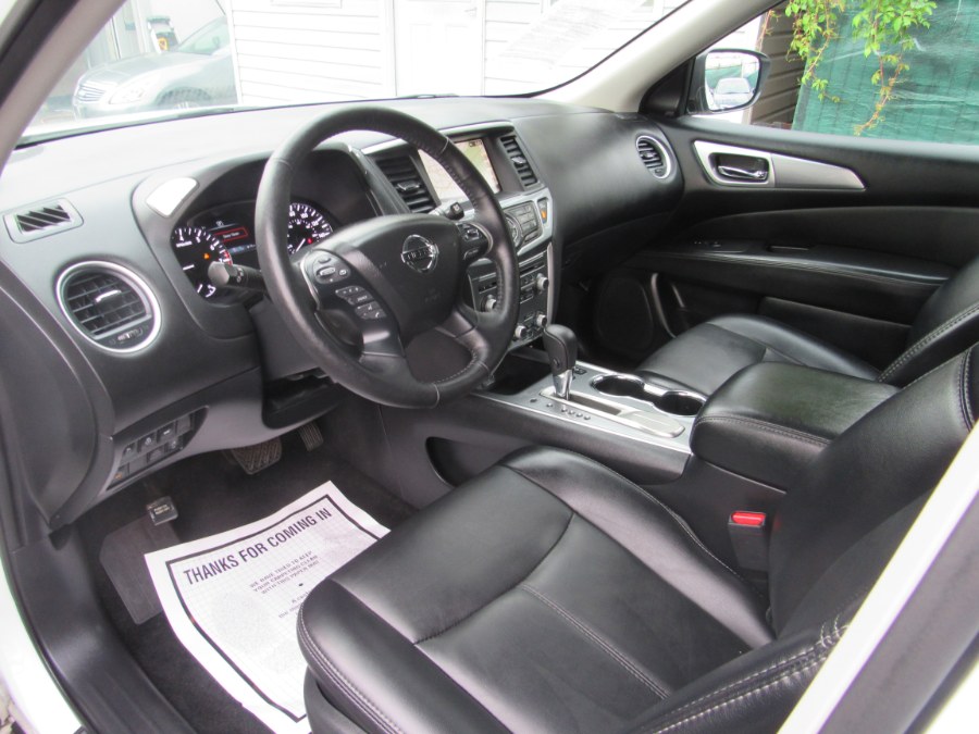 2019 Nissan Pathfinder SL NAVI, available for sale in Middle Village, New York | Road Masters II INC. Middle Village, New York 2019 Nissan Pathfinder SL NAVI, available for sale in Middle Village, New York | Road Masters II INC. Middle Village, New York
