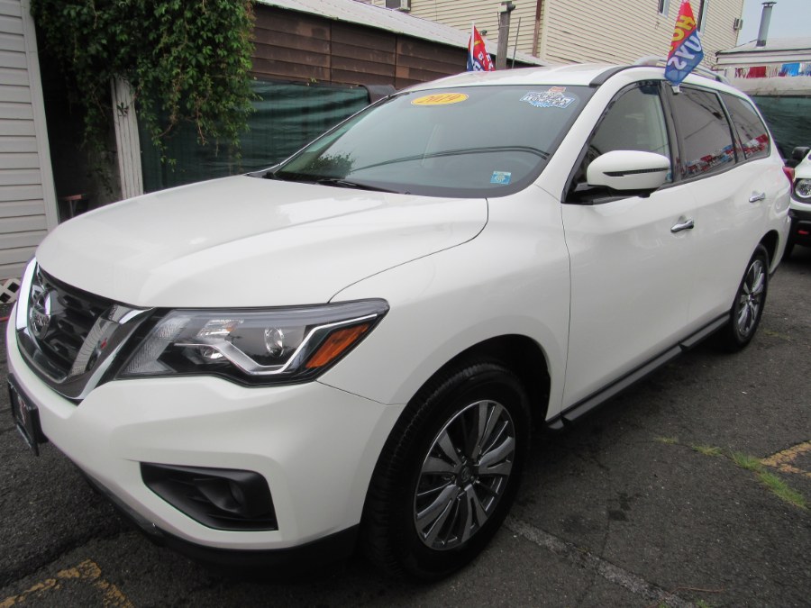 2019 Nissan Pathfinder SL NAVI, available for sale in Middle Village, New York | Road Masters II INC. Middle Village, New York 2019 Nissan Pathfinder SL NAVI, available for sale in Middle Village, New York | Road Masters II INC. Middle Village, New York