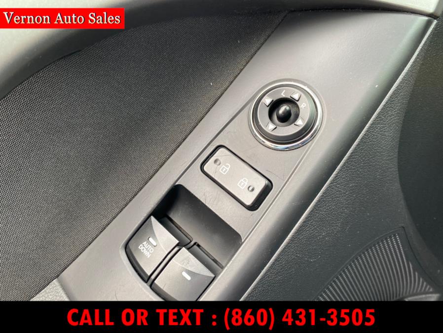 2013 Hyundai Elantra Coupe 2dr Man GS, available for sale in Manchester, Connecticut | Vernon Auto Sale & Service. Manchester, Connecticut 2013 Hyundai Elantra Coupe 2dr Man GS, available for sale in Manchester, Connecticut | Vernon Auto Sale & Service. Manchester, Connecticut