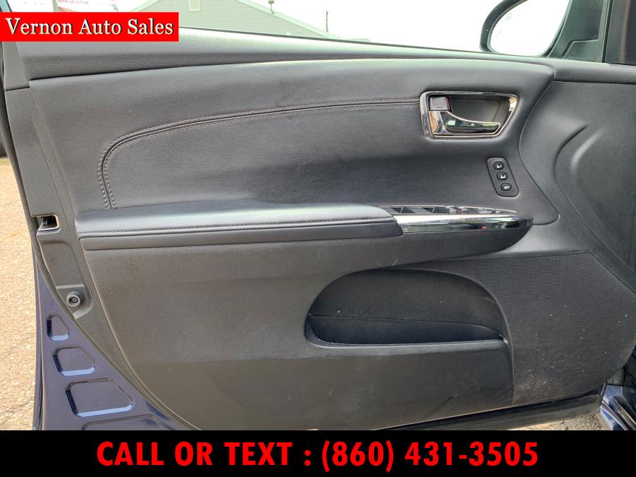 2013 Toyota Avalon 4dr Sdn Limited, available for sale in Manchester, Connecticut | Vernon Auto Sale & Service. Manchester, Connecticut 2013 Toyota Avalon 4dr Sdn Limited, available for sale in Manchester, Connecticut | Vernon Auto Sale & Service. Manchester, Connecticut