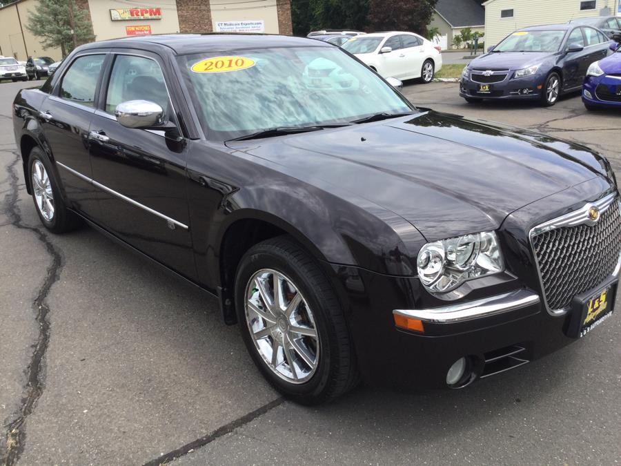 2010 Chrysler 300 4dr Sdn 300C AWD, available for sale in Plantsville, Connecticut | L&S Automotive LLC. Plantsville, Connecticut 2010 Chrysler 300 4dr Sdn 300C AWD, available for sale in Plantsville, Connecticut | L&S Automotive LLC. Plantsville, Connecticut