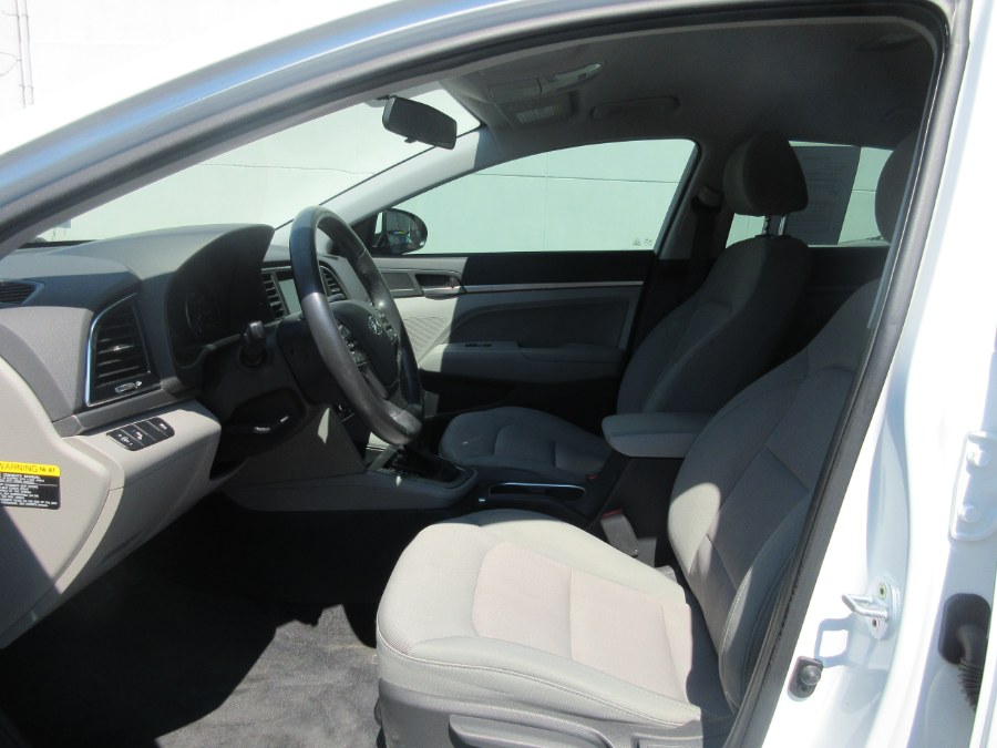 2017 Hyundai Elantra SE 2.0L Auto (Alabama) *Ltd Avail*, available for sale in Linden, New Jersey | Route 27 Auto Mall. Linden, New Jersey 2017 Hyundai Elantra SE 2.0L Auto (Alabama) *Ltd Avail*, available for sale in Linden, New Jersey | Route 27 Auto Mall. Linden, New Jersey
