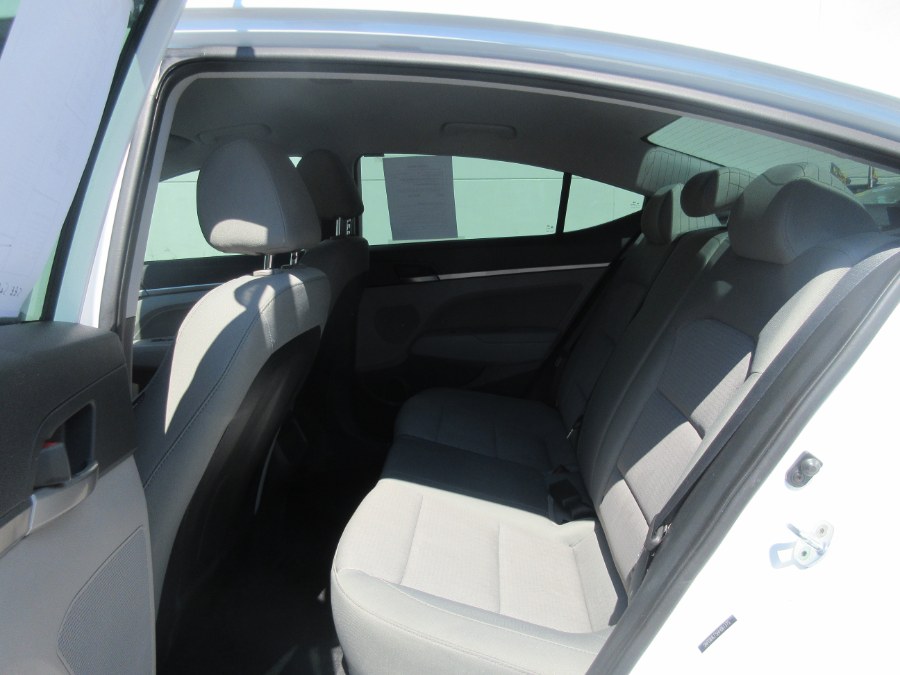 2017 Hyundai Elantra SE 2.0L Auto (Alabama) *Ltd Avail*, available for sale in Linden, New Jersey | Route 27 Auto Mall. Linden, New Jersey 2017 Hyundai Elantra SE 2.0L Auto (Alabama) *Ltd Avail*, available for sale in Linden, New Jersey | Route 27 Auto Mall. Linden, New Jersey