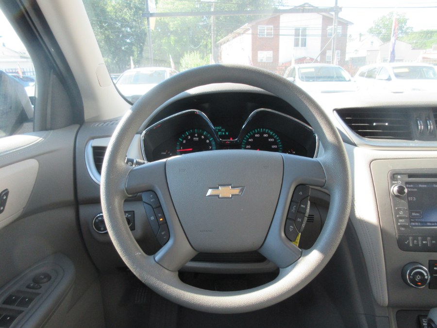 2017 Chevrolet Traverse AWD 4dr LS, available for sale in Linden, New Jersey | Route 27 Auto Mall. Linden, New Jersey 2017 Chevrolet Traverse AWD 4dr LS, available for sale in Linden, New Jersey | Route 27 Auto Mall. Linden, New Jersey