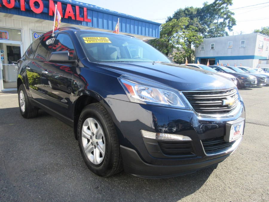 2017 Chevrolet Traverse AWD 4dr LS, available for sale in Linden, New Jersey | Route 27 Auto Mall. Linden, New Jersey 2017 Chevrolet Traverse AWD 4dr LS, available for sale in Linden, New Jersey | Route 27 Auto Mall. Linden, New Jersey