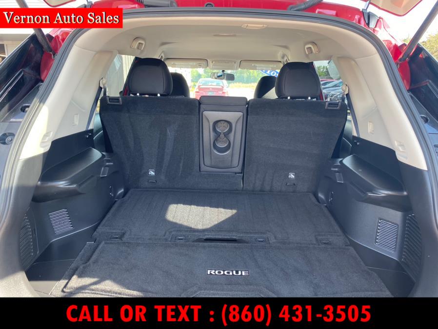 2017 Nissan Rogue 2017.5 AWD SV, available for sale in Manchester, Connecticut | Vernon Auto Sale & Service. Manchester, Connecticut 2017 Nissan Rogue 2017.5 AWD SV, available for sale in Manchester, Connecticut | Vernon Auto Sale & Service. Manchester, Connecticut