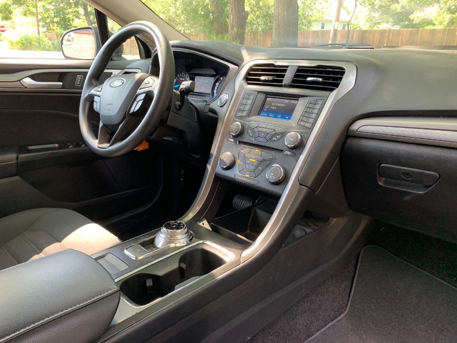 2017 Ford Fusion SE FWD, available for sale in Revere, Massachusetts | Sena Motors Inc. Revere, Massachusetts 2017 Ford Fusion SE FWD, available for sale in Revere, Massachusetts | Sena Motors Inc. Revere, Massachusetts