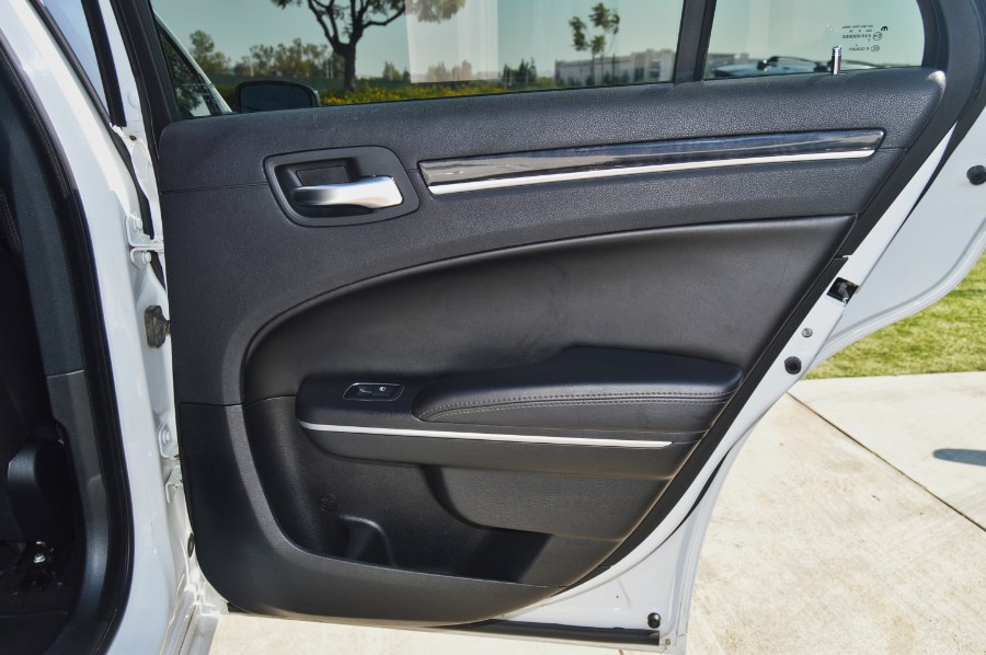 2019 Chrysler 300 Limited RWD, available for sale in Moreno Valley, California | Fusion Motors Inc. Moreno Valley, California 2019 Chrysler 300 Limited RWD, available for sale in Moreno Valley, California | Fusion Motors Inc. Moreno Valley, California