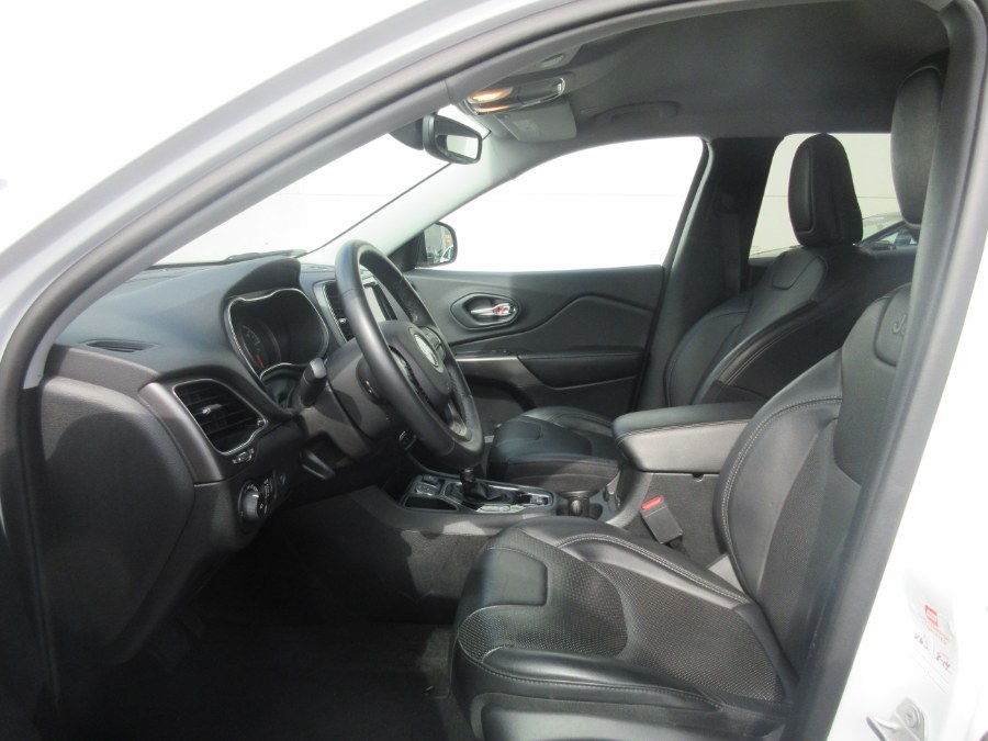 2019 Jeep Cherokee Limited FWD, available for sale in Linden, New Jersey | Route 27 Auto Mall. Linden, New Jersey 2019 Jeep Cherokee Limited FWD, available for sale in Linden, New Jersey | Route 27 Auto Mall. Linden, New Jersey