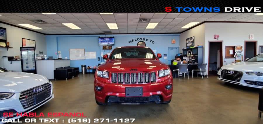 2014 Jeep Grand Cherokee Altitude 4WD 4dr, available for sale in Inwood, New York | 5 Towns Drive. Inwood, New York