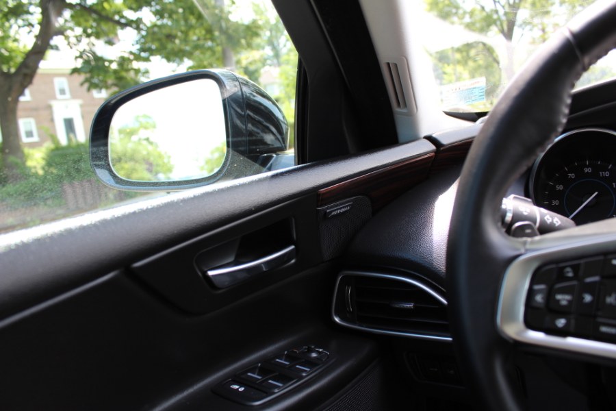 2018 Jaguar XE 25t Prestige RWD, available for sale in Great Neck, New York | Great Neck Car Buyers & Sellers. Great Neck, New York 2018 Jaguar XE 25t Prestige RWD, available for sale in Great Neck, New York | Great Neck Car Buyers & Sellers. Great Neck, New York