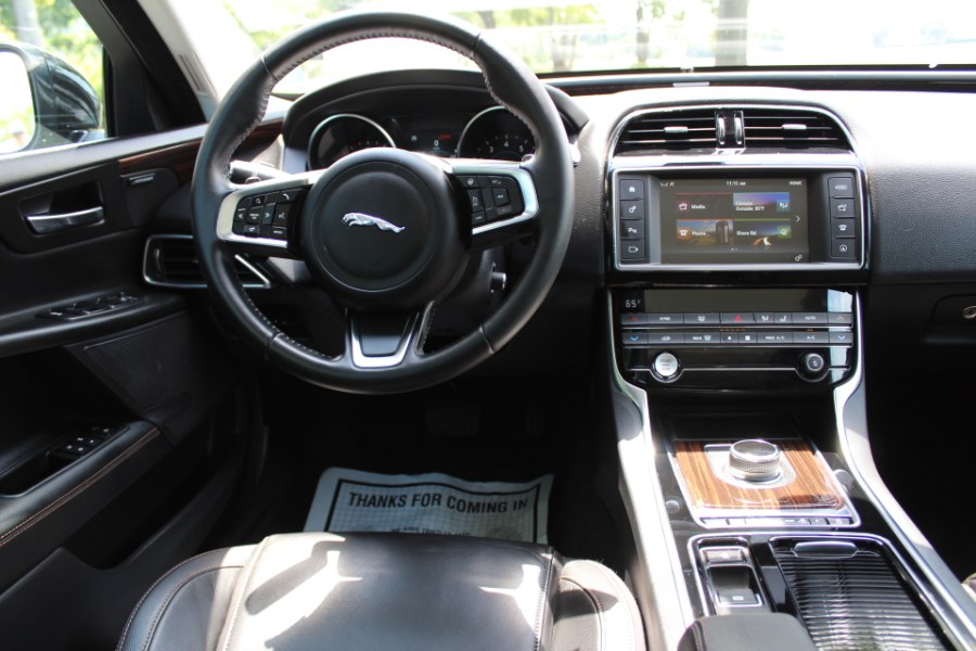 2018 Jaguar XE 25t Prestige RWD, available for sale in Great Neck, New York | Great Neck Car Buyers & Sellers. Great Neck, New York 2018 Jaguar XE 25t Prestige RWD, available for sale in Great Neck, New York | Great Neck Car Buyers & Sellers. Great Neck, New York
