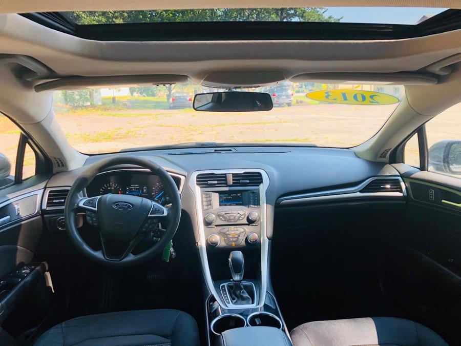 Used Ford Fusion 4dr Sdn SE FWD 2013 | Sena Motors Inc. Revere, Massachusetts Used Ford Fusion 4dr Sdn SE FWD 2013 | Sena Motors Inc. Revere, Massachusetts