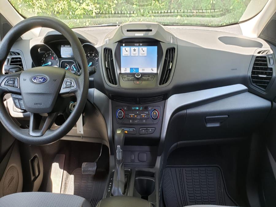 Used Ford Escape SE 4WD 2017 | Sena Motors Inc. Revere, Massachusetts Used Ford Escape SE 4WD 2017 | Sena Motors Inc. Revere, Massachusetts