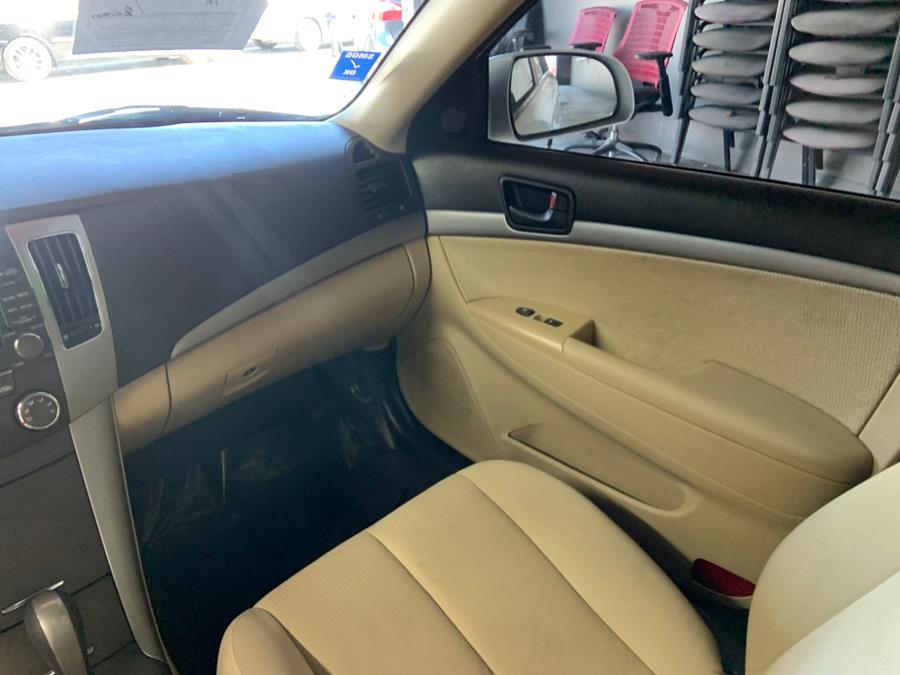 2009 Hyundai Sonata 4dr Sdn I4 Auto GLS, available for sale in Garden Grove, California | U Save Auto Auction. Garden Grove, California 2009 Hyundai Sonata 4dr Sdn I4 Auto GLS, available for sale in Garden Grove, California | U Save Auto Auction. Garden Grove, California