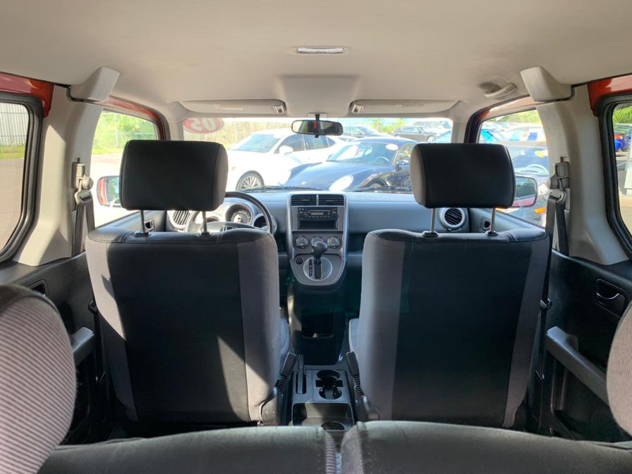 2005 Honda Element 2WD LX AT, available for sale in South Windsor, Connecticut | Mike And Tony Auto Sales, Inc. South Windsor, Connecticut 2005 Honda Element 2WD LX AT, available for sale in South Windsor, Connecticut | Mike And Tony Auto Sales, Inc. South Windsor, Connecticut