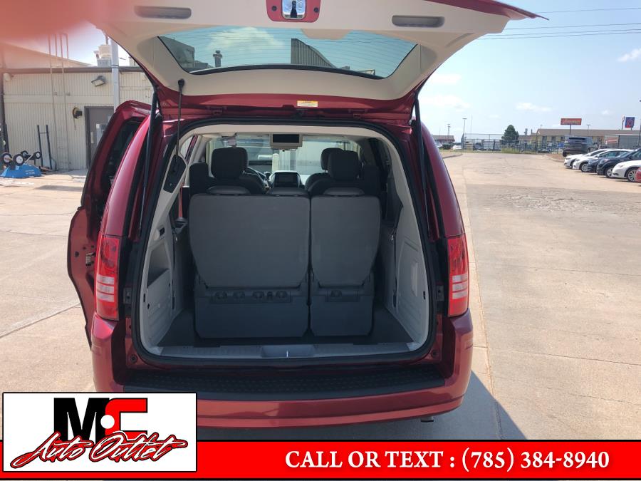 2008 Chrysler Town & Country 4dr Wgn Touring, available for sale in Colby, Kansas | M C Auto Outlet Inc. Colby, Kansas 2008 Chrysler Town & Country 4dr Wgn Touring, available for sale in Colby, Kansas | M C Auto Outlet Inc. Colby, Kansas