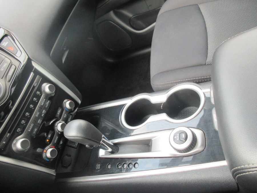 2020 Nissan Pathfinder 4x4 SV, available for sale in Linden, New Jersey | Route 27 Auto Mall. Linden, New Jersey 2020 Nissan Pathfinder 4x4 SV, available for sale in Linden, New Jersey | Route 27 Auto Mall. Linden, New Jersey