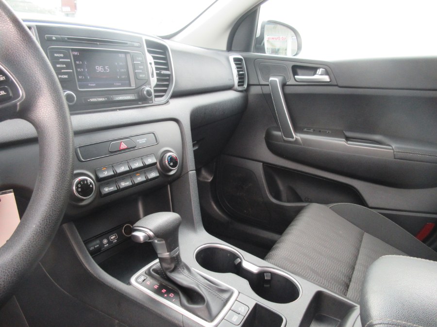 2017 Kia Sportage LX FWD, available for sale in Linden, New Jersey | Route 27 Auto Mall. Linden, New Jersey 2017 Kia Sportage LX FWD, available for sale in Linden, New Jersey | Route 27 Auto Mall. Linden, New Jersey