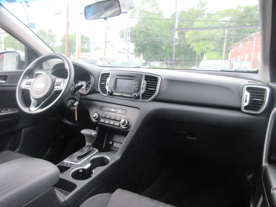2017 Kia Sportage LX FWD, available for sale in Linden, New Jersey | Route 27 Auto Mall. Linden, New Jersey 2017 Kia Sportage LX FWD, available for sale in Linden, New Jersey | Route 27 Auto Mall. Linden, New Jersey